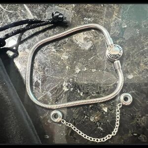 GNOCE Bracelet  BRAND NEW  19 inch